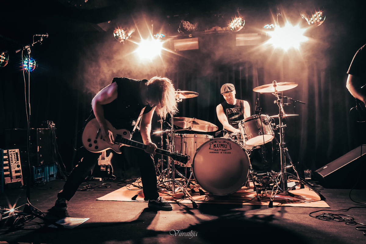 Soundrunin Wings ammentaa klassisen rockin perinnöstä – uusi single nyt ulkona